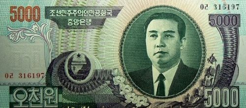 开云电竞_GIF-替补奇兵发威!帕科打进联赛第13球(图2) 开云电竞官网